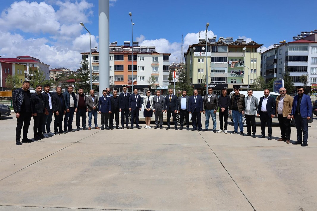 Milletvekili Dora, Göksun Ericek Mahallesi’ni Ziyaret Etti5