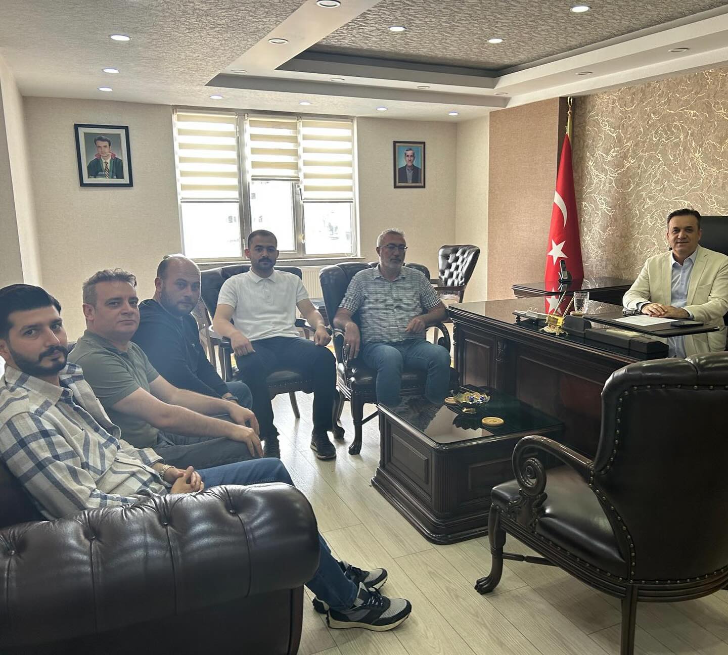 Milletvekili Kurt, Elbistan'da Doğa Sporları Derneği Ve Yeni İşletme Ziyaretlerinde Bulundu3