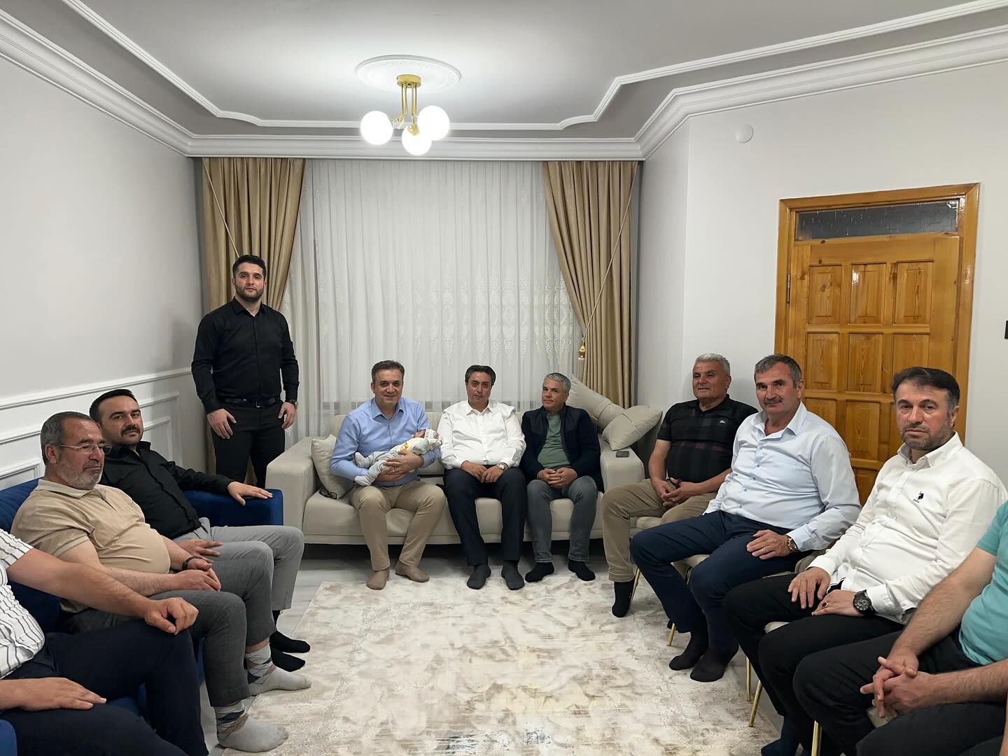 Milletvekili Kurt, Elbistan'da Doğa Sporları Derneği Ve Yeni İşletme Ziyaretlerinde Bulundu5