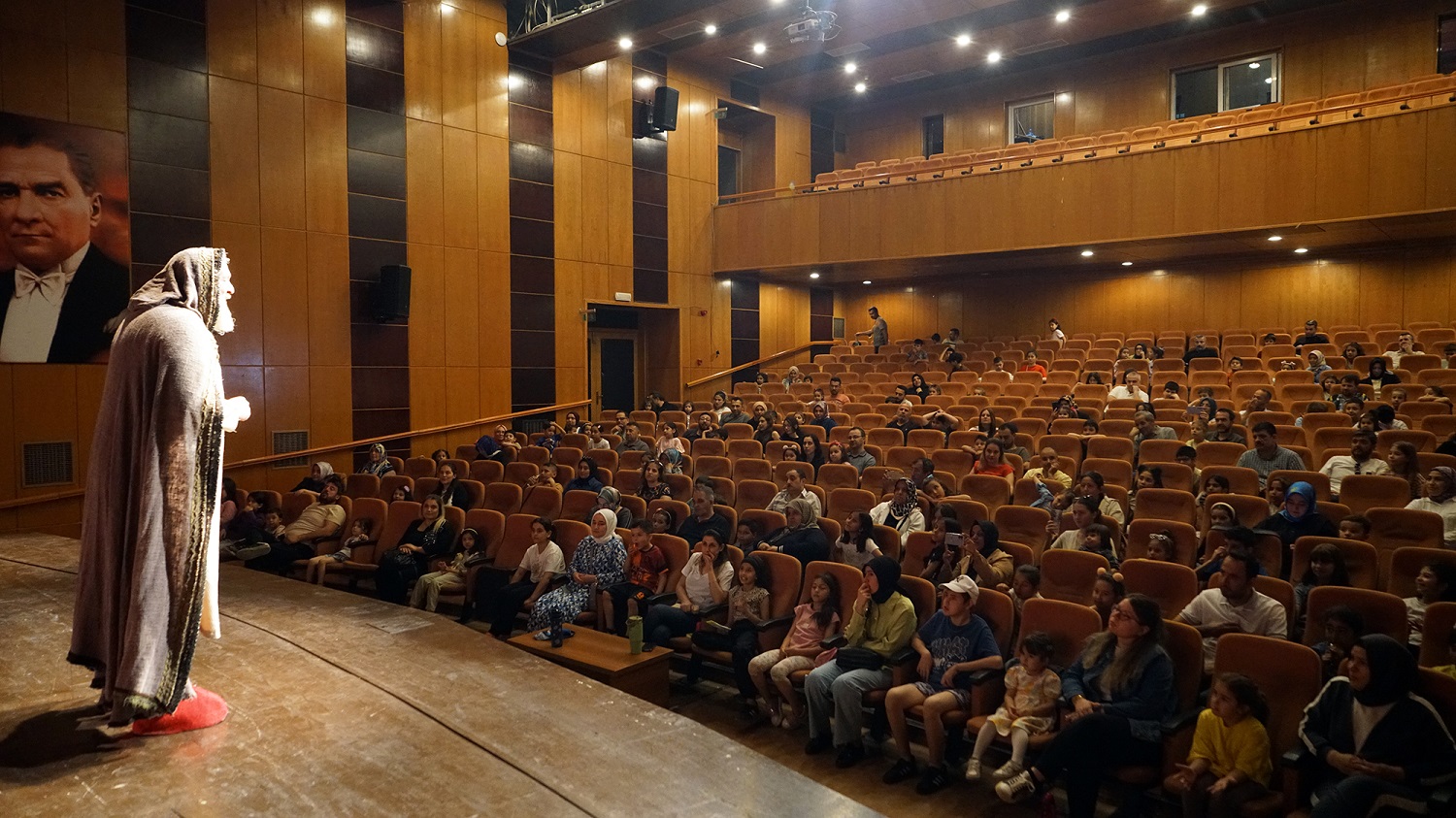 Minikler “Kütüphane Macerası”Yla Büyülü Bir Yolculuğa Çıktı (1)