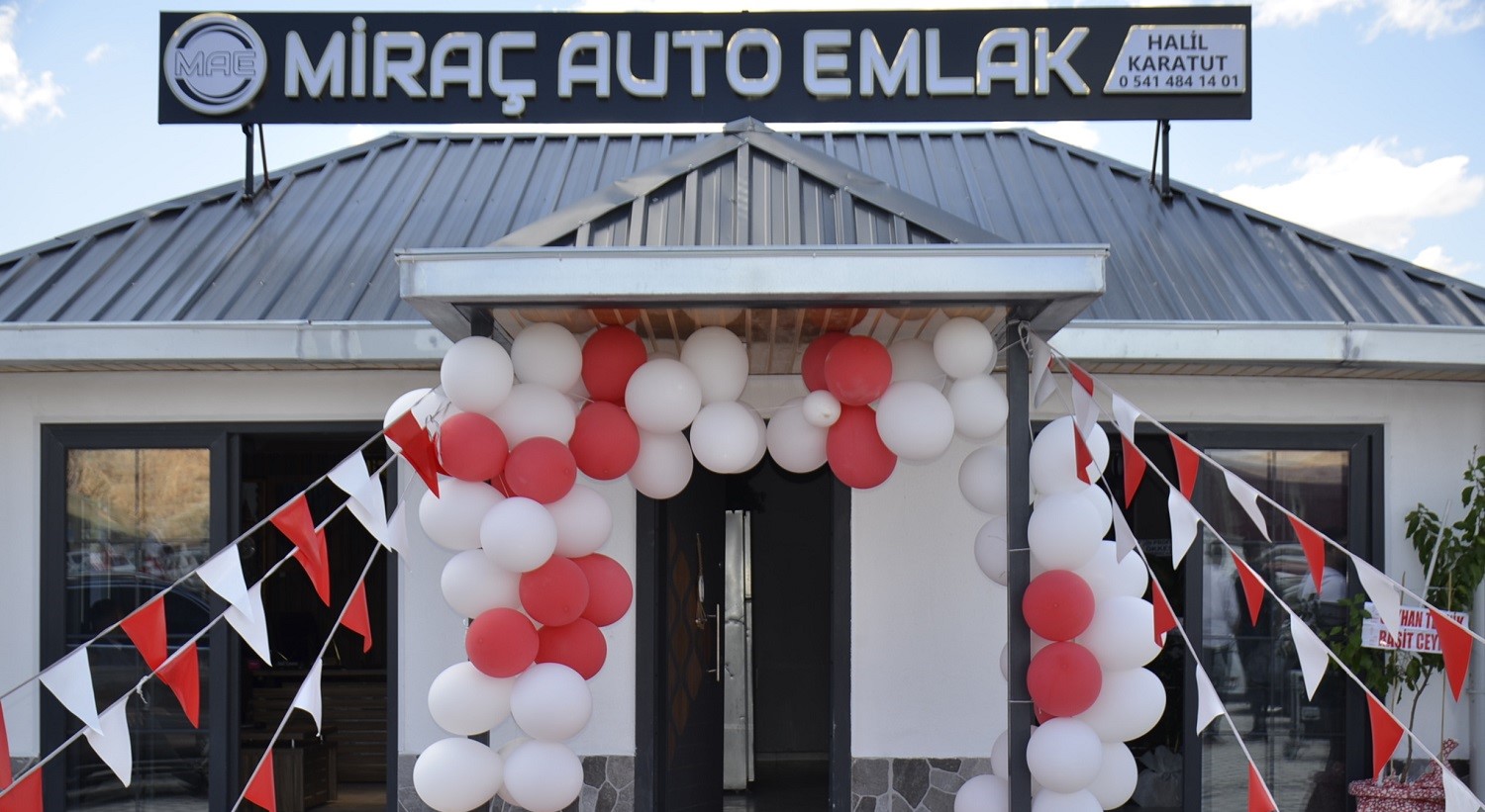 Miraç Auto Ve Emlak Görkemli Bir Açılışla Hizmete Başladı (6)-1