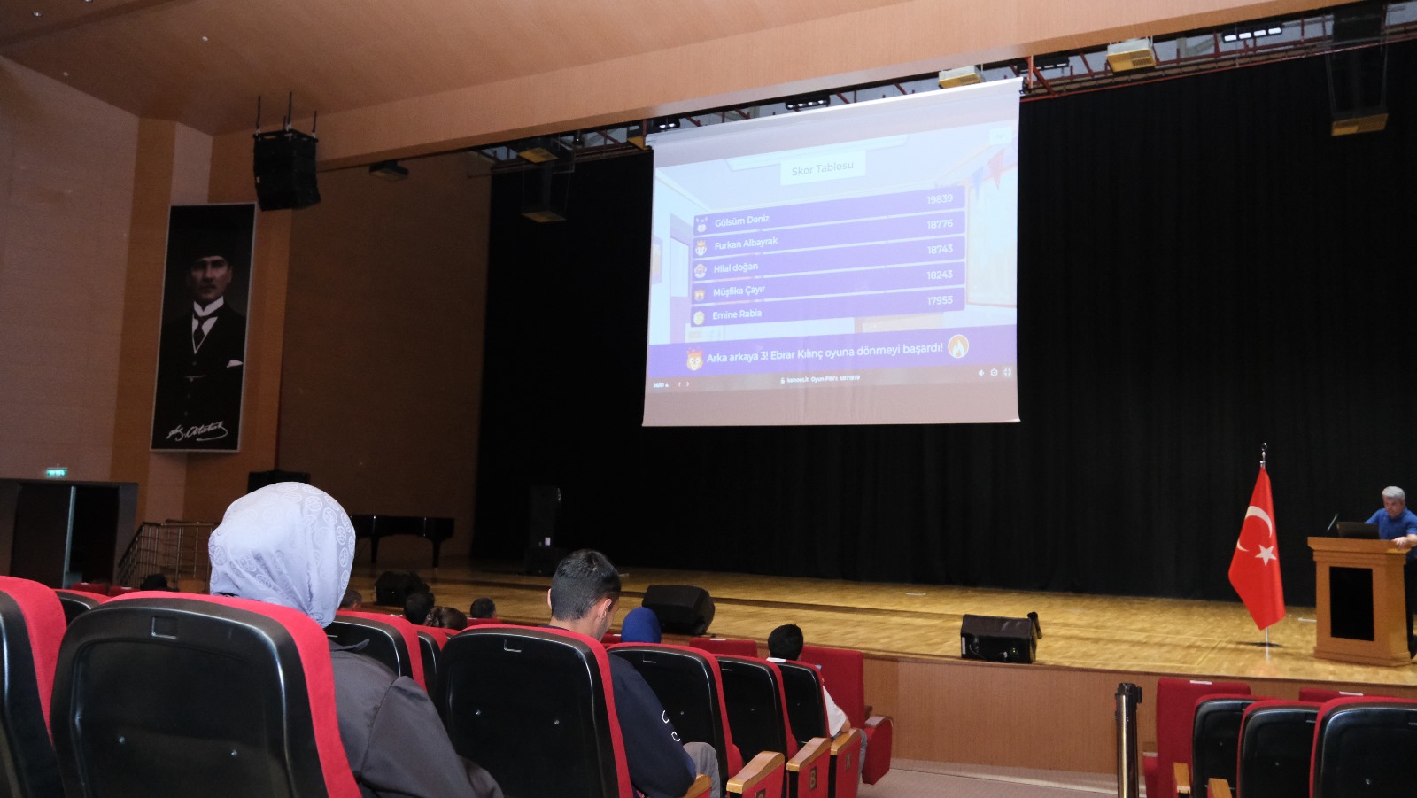 Müftülükten Üniversite Öğrencilerine Yönelik Bilgi Yarışması Düzenlendi
