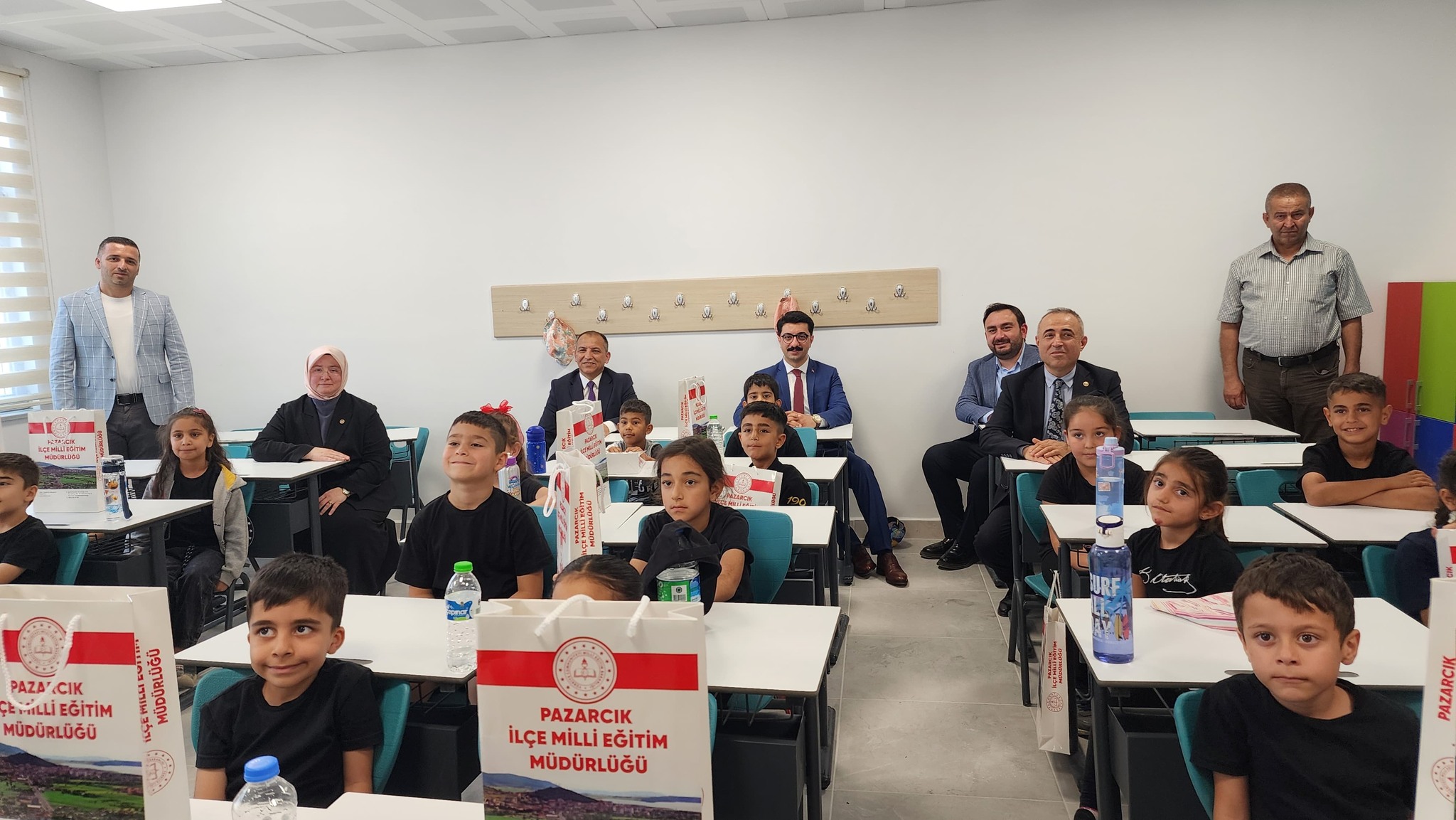 Narlı 26 Ocak İlkokulu Ve Ortaokulu Törenle Açıldı3