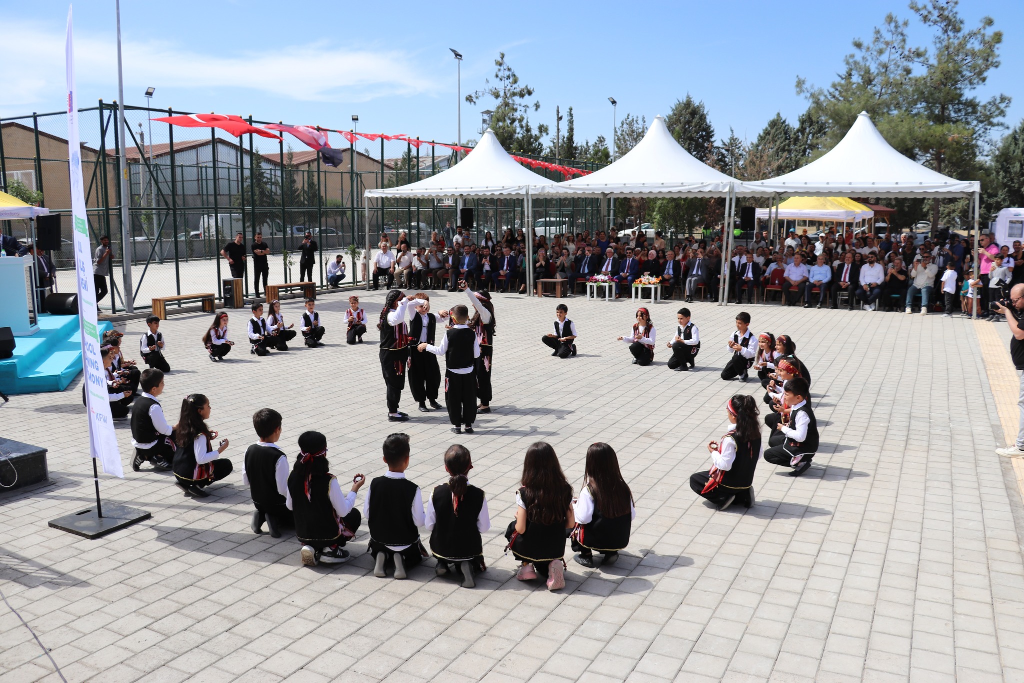 Narlı 26 Ocak İlkokulu Ve Ortaokulu Törenle Açıldı6