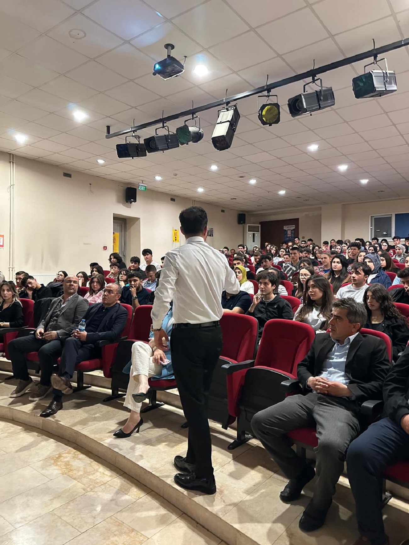 Ömer Karaoğlan Eğitim Atölyesi’nden Öğrenci Ve Velilere Yönelik Yks Semineri (2)