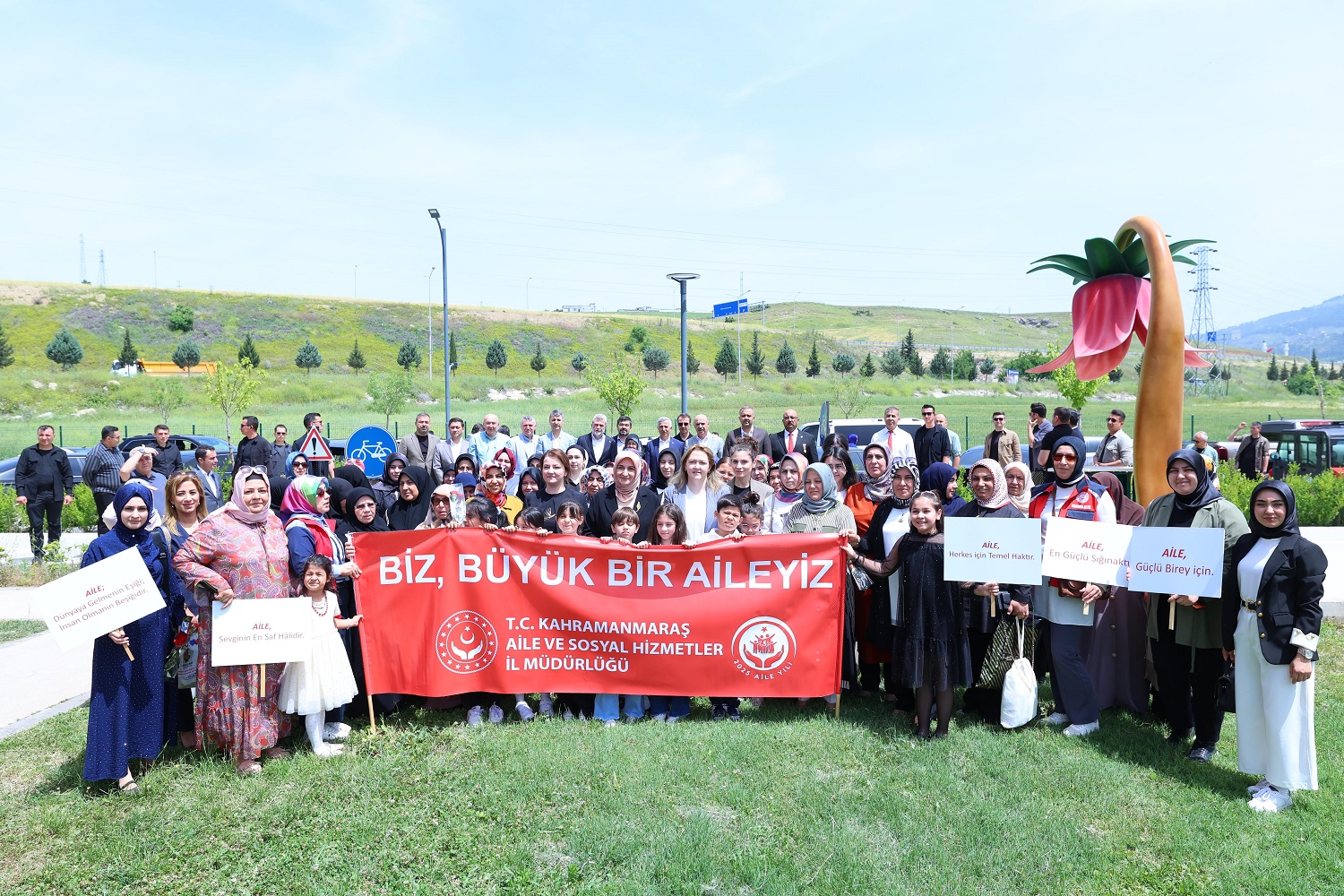 Onikişubat Belediyesi’nden Şehit Annelerine Anlamlı Anneler Günü Kutlaması (2)