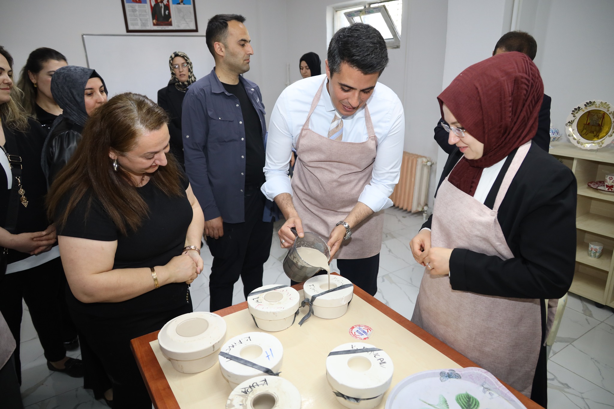Seramik Atölyesi Açılışı Ve Deriden Aksesuar Ürünleri Üretimi Kursu Ziyareti3
