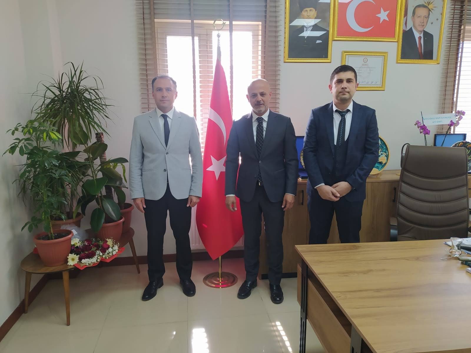 Sgk Müdürü Kılınç, Sosyal Güvenlik Haftası Dolayısıyla Bir Dizi Ziyaret Gerçekleştirdi1