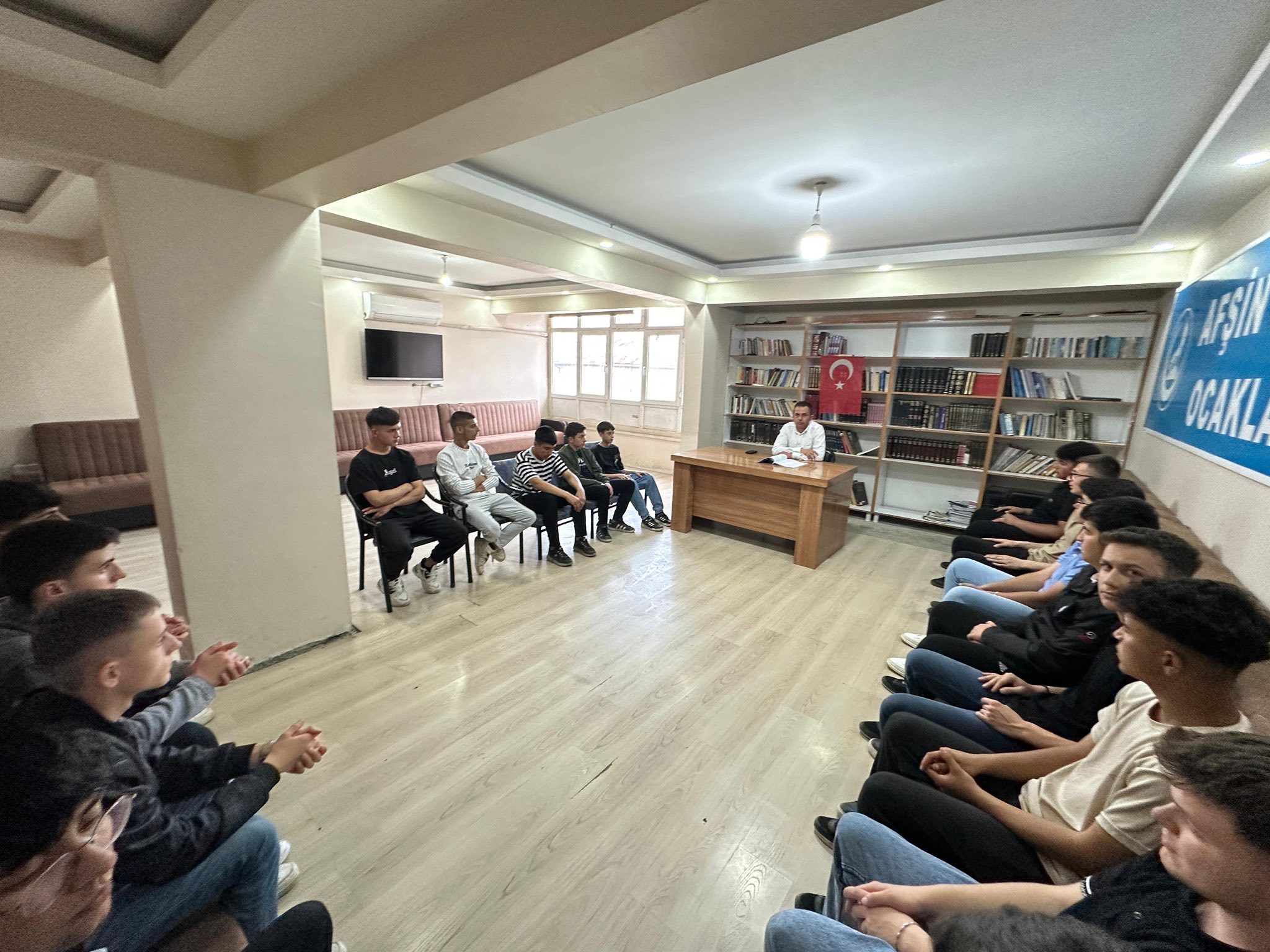 Ülkü Ocakları’nda Seminerler Sürüyor2