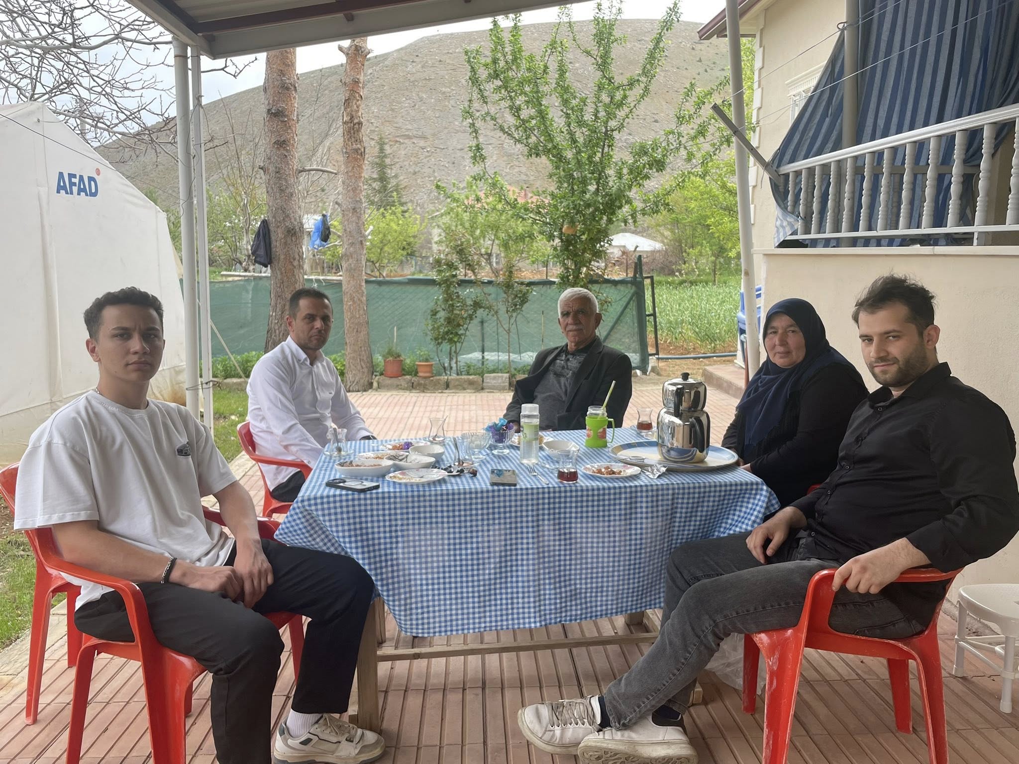 Ülkü Ocakları’ndan Anneler Günü Ziyareti1