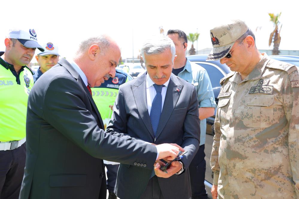 Vali Ünlüer, Sürücüleri Uyardı 2
