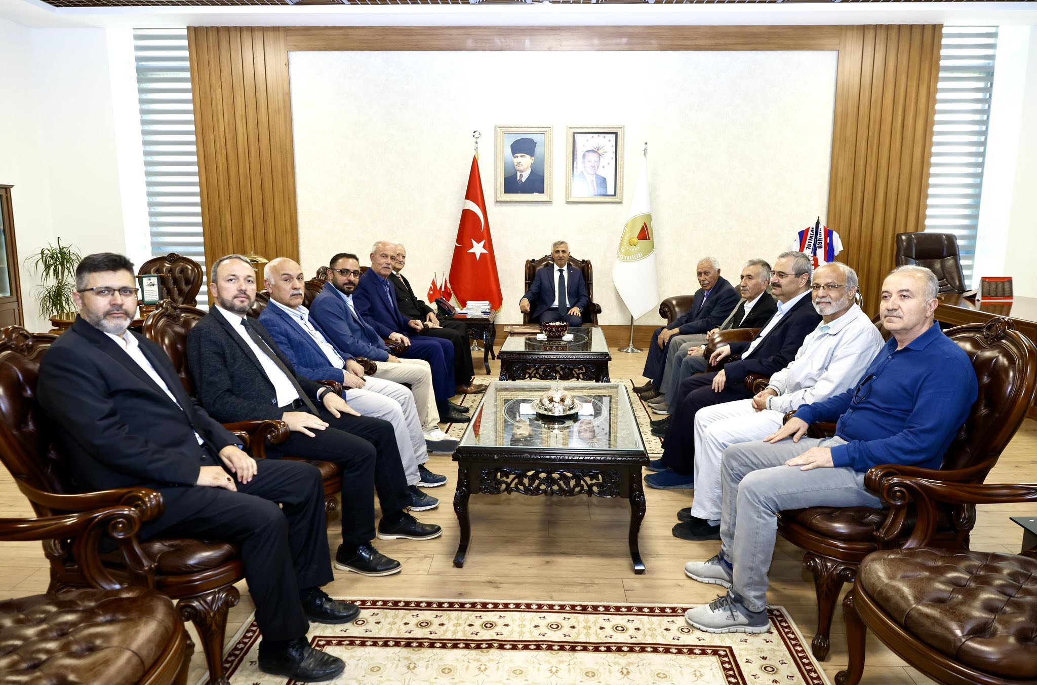 Vali Ünlüer’e Ziyaretler Devam Ediyorrr5