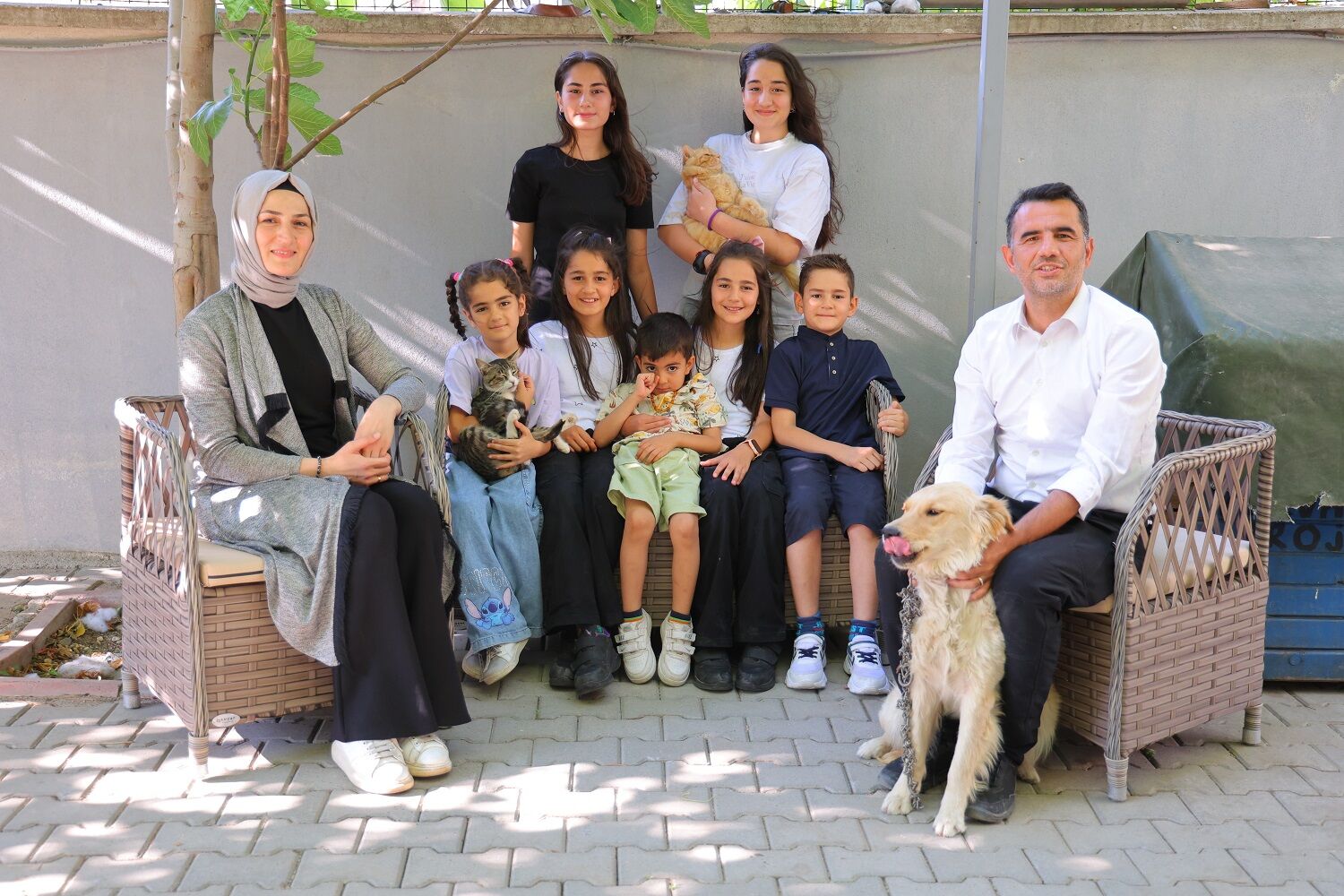 7 Çocuklu Öğretmen Çift Tebessüm Ettirdi (5)