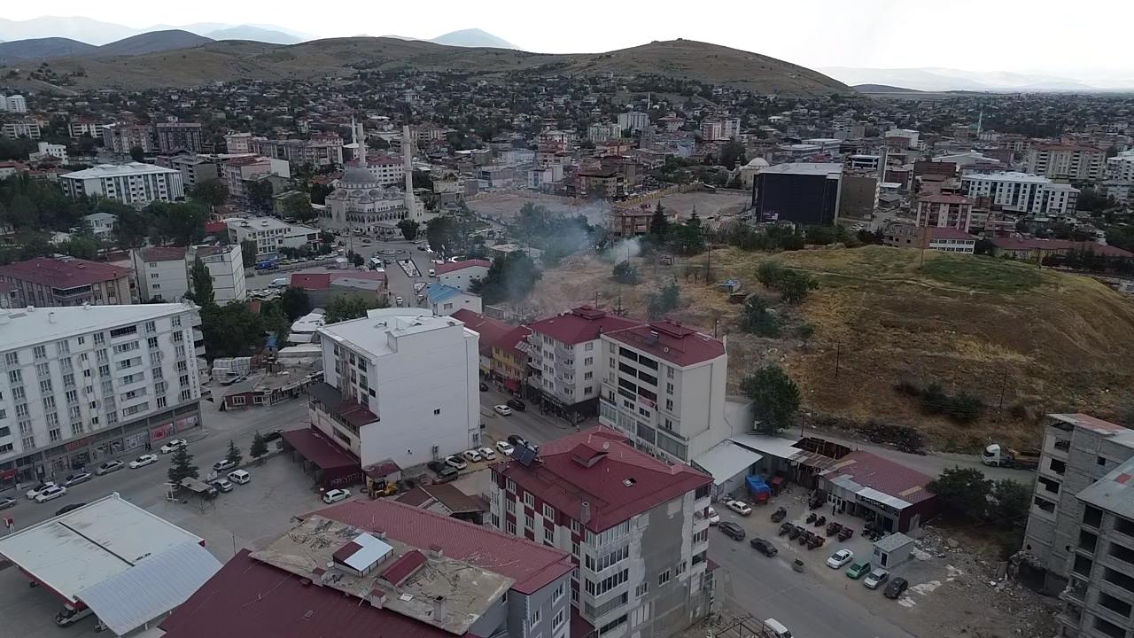 Afşin Kalesi’nde Yangın Çıktı