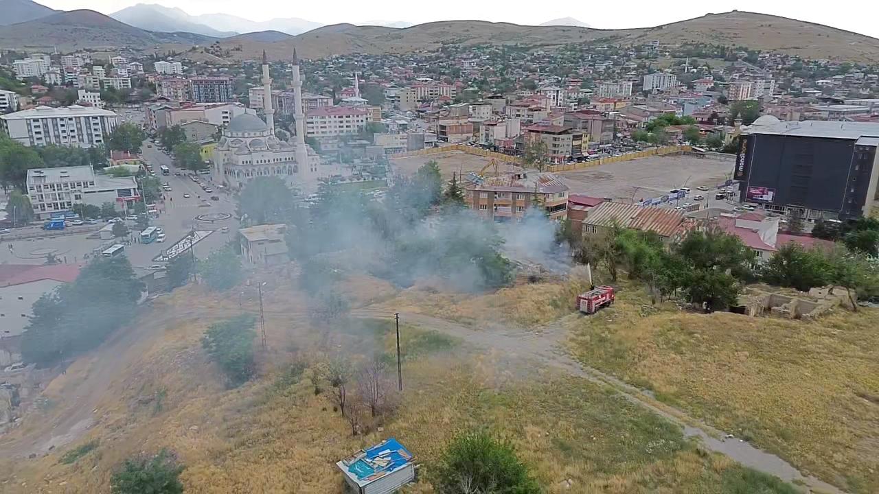 Afşin Kalesi’nde Yangın Çıktı2