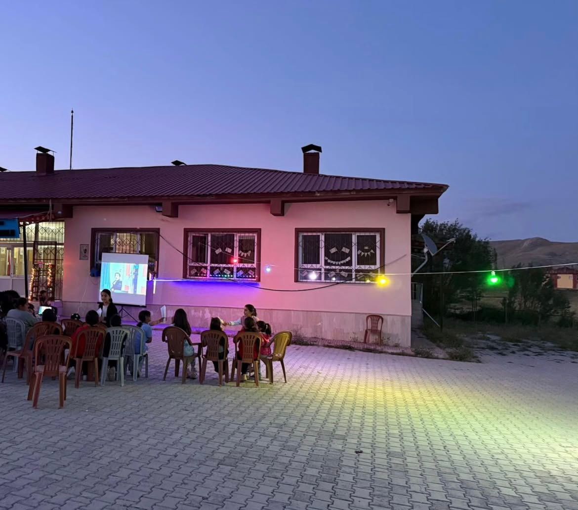 Afşin Koçovası Eşe Ve Yusuf Gülkaynak İlkokulu'nda Aile Olmanın Önemi Vurguland (4)