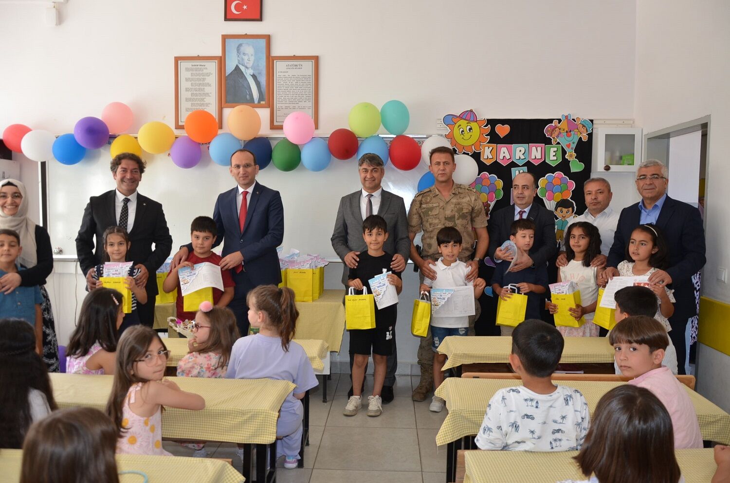 Afşin’de 16 Bin 589 Öğrenci Karne Sevinci Yaşadı (18)