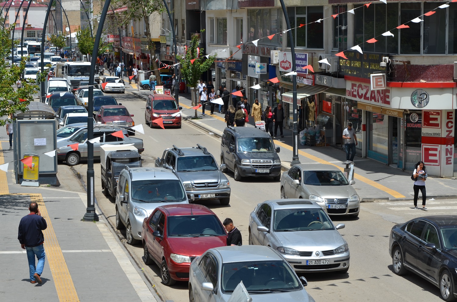 Afşin’de Bayram Yoğunluğu Başladı (13)