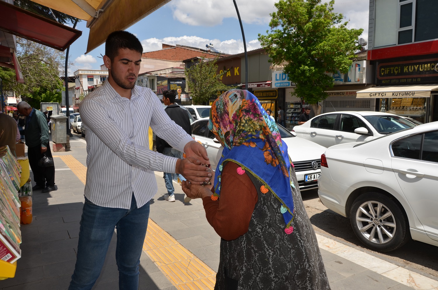 Afşin’de Bayram Yoğunluğu Başladı (17)