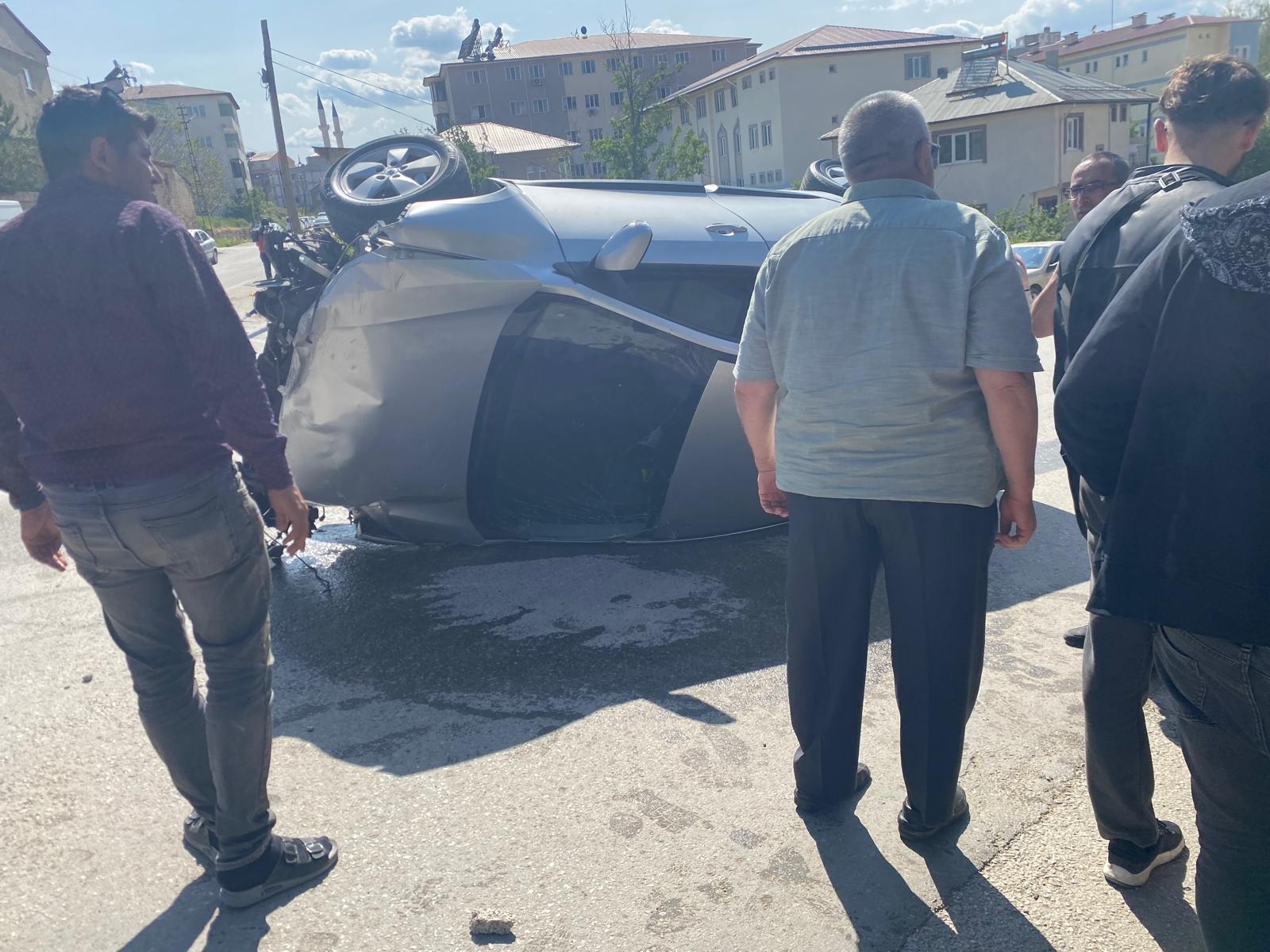 Afşin’de Kontrolü Kaybeden Otomobil Takla Attı