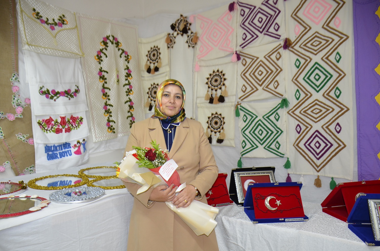 Afşin’de Kursiyerlerin Yaptıkları Ürünler Sergilendi (12)