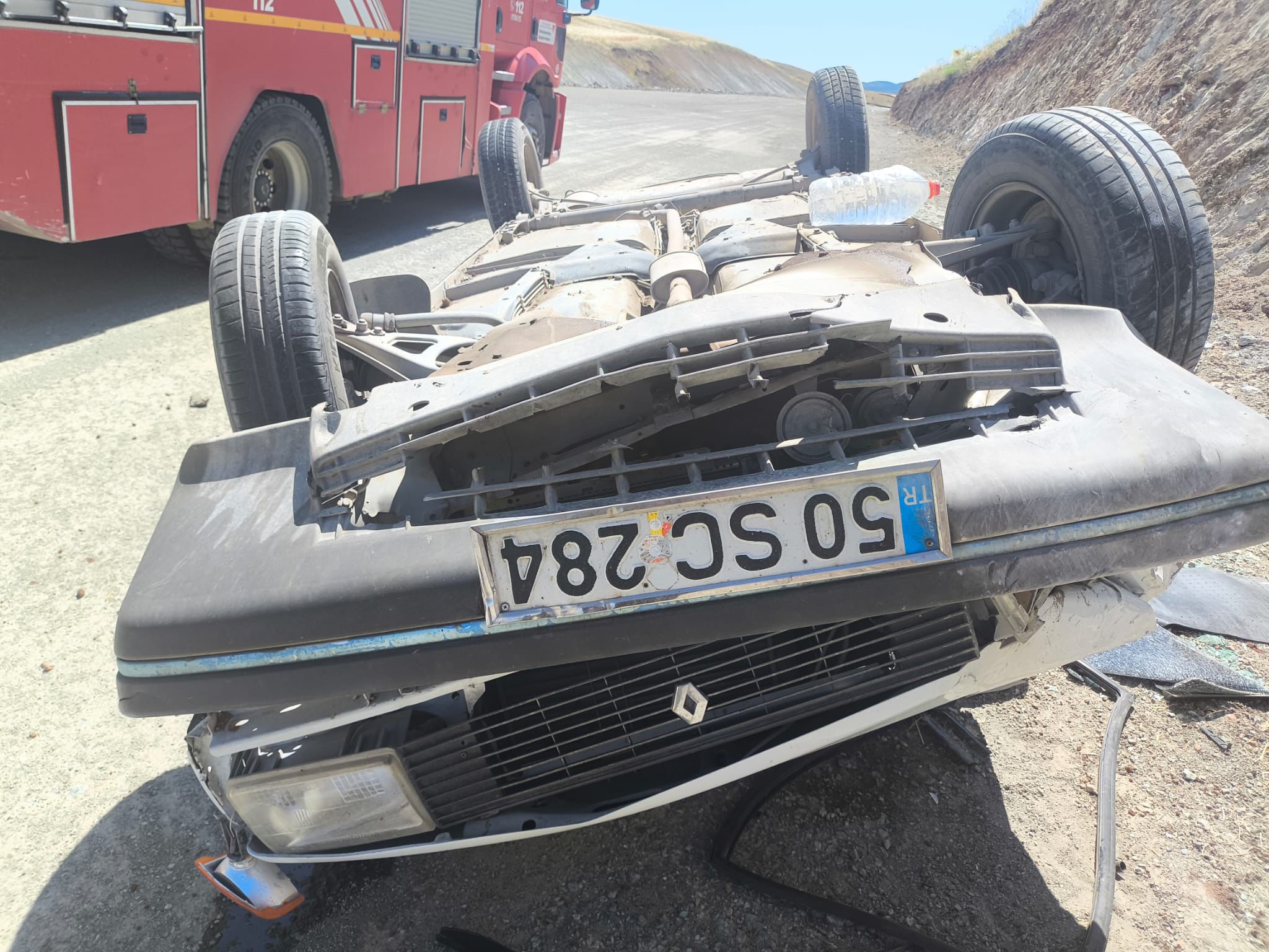 Afşin’de Otomobil Takla Attı 2 Yaralı (6)