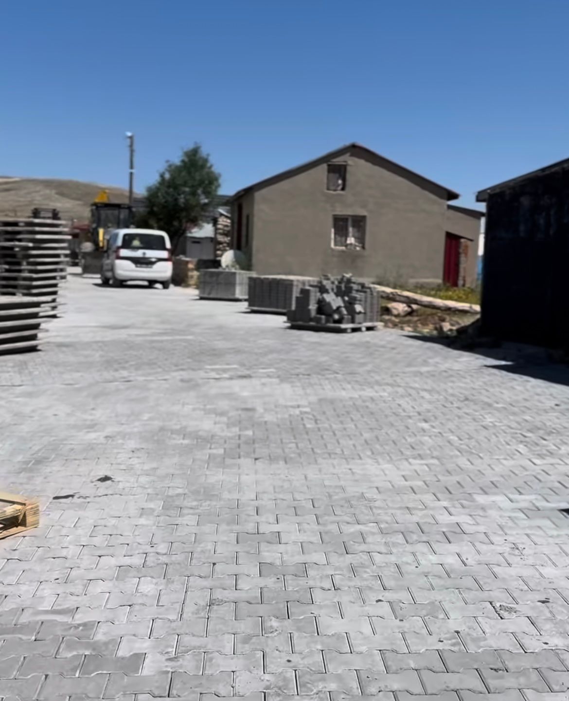Afşin’de Parke Seferberliği Tüm Hızıyla Devam Ediyor (9)