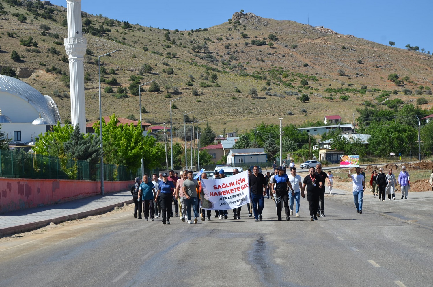 Afşin’de Sağlık İçin Yürüyüş Obeziteye Karşı İlk Adım Atıldı (16)