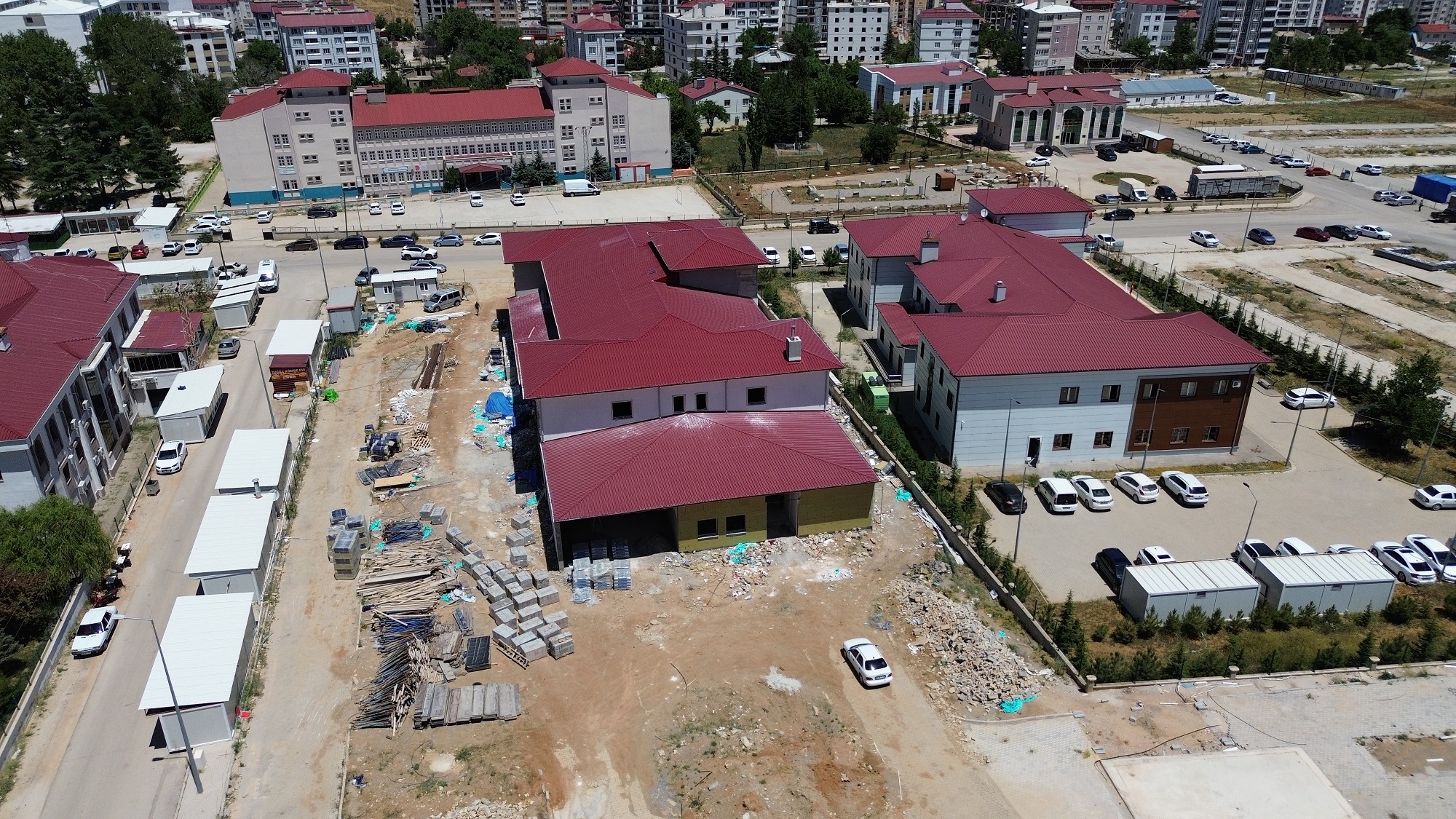Afşin'de Sağlık İstasyonu Binası Yükseliyor (5)