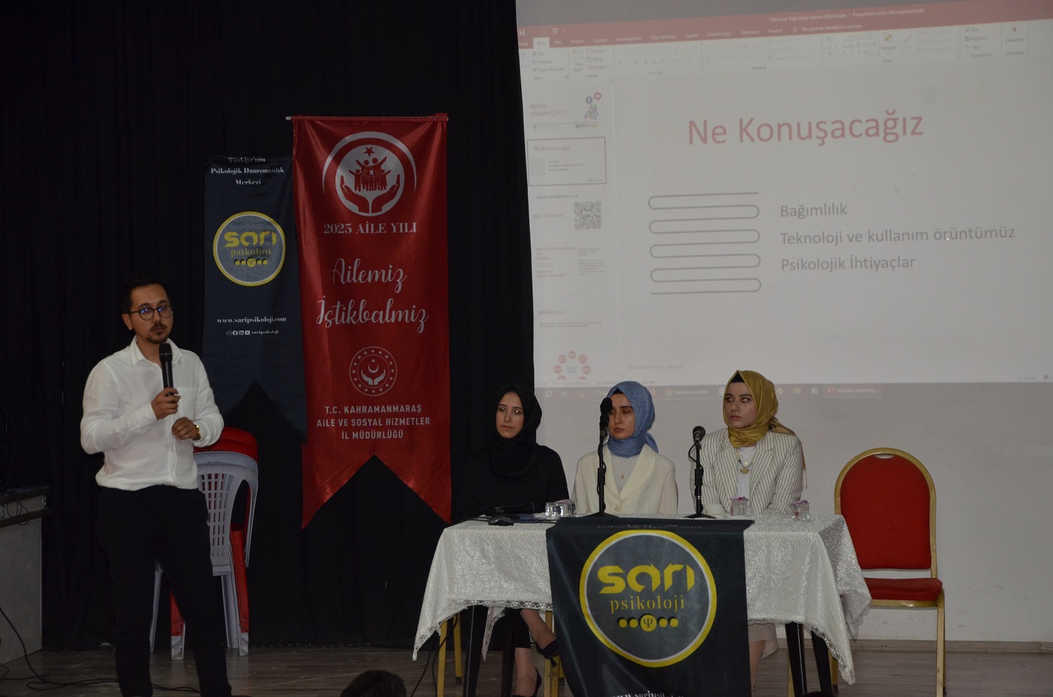 Afşin’de “Teknoloji Çağında Büyümek” Paneli Düzenlendi (8)