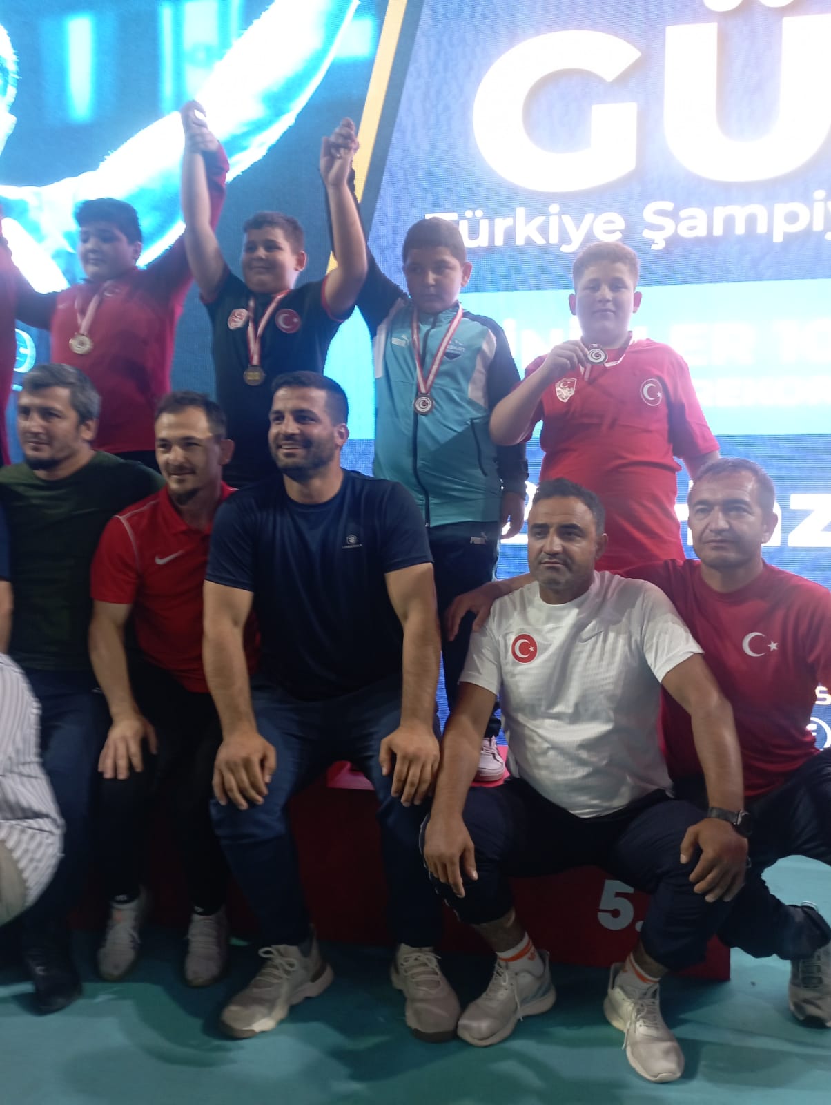 Afşinli Güreşçiler Türkiye Şampiyonası’ndan Madalyalarla Döndü (3)