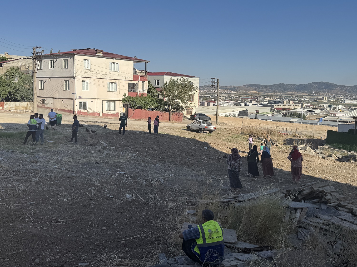 Altyapı Çalışmalarında Delinen Doğal Gaz Borusundan Sızan Gazdan 7 Kişi Etkilendi (2)