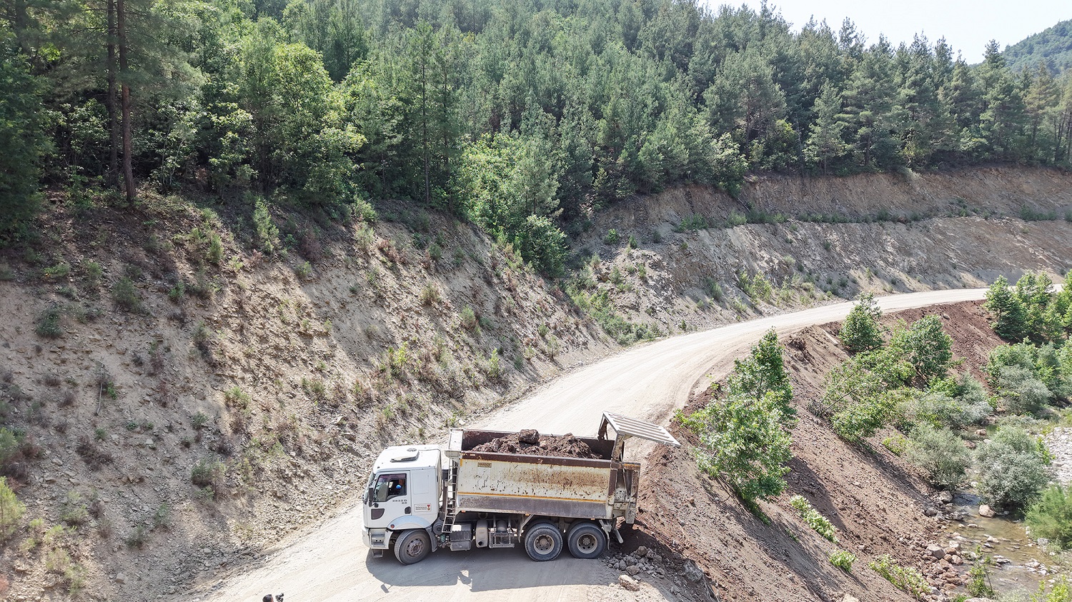 Andırın – Merkez Ulaşımını 20 Kilometre Kısaltacak Yol Tamamlanıyor (2)
