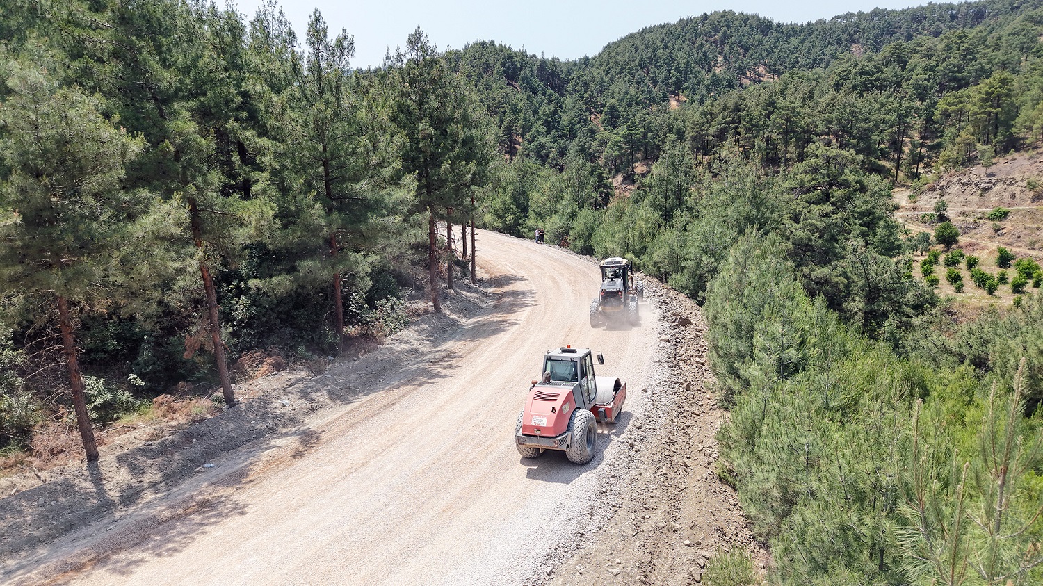 Andırın – Merkez Ulaşımını 20 Kilometre Kısaltacak Yol Tamamlanıyor (3)