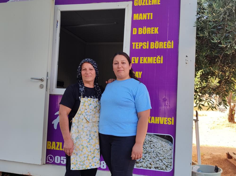 Anne Kız Bazlama Ve Gözleme Yaparak Hayata Tutundu 3
