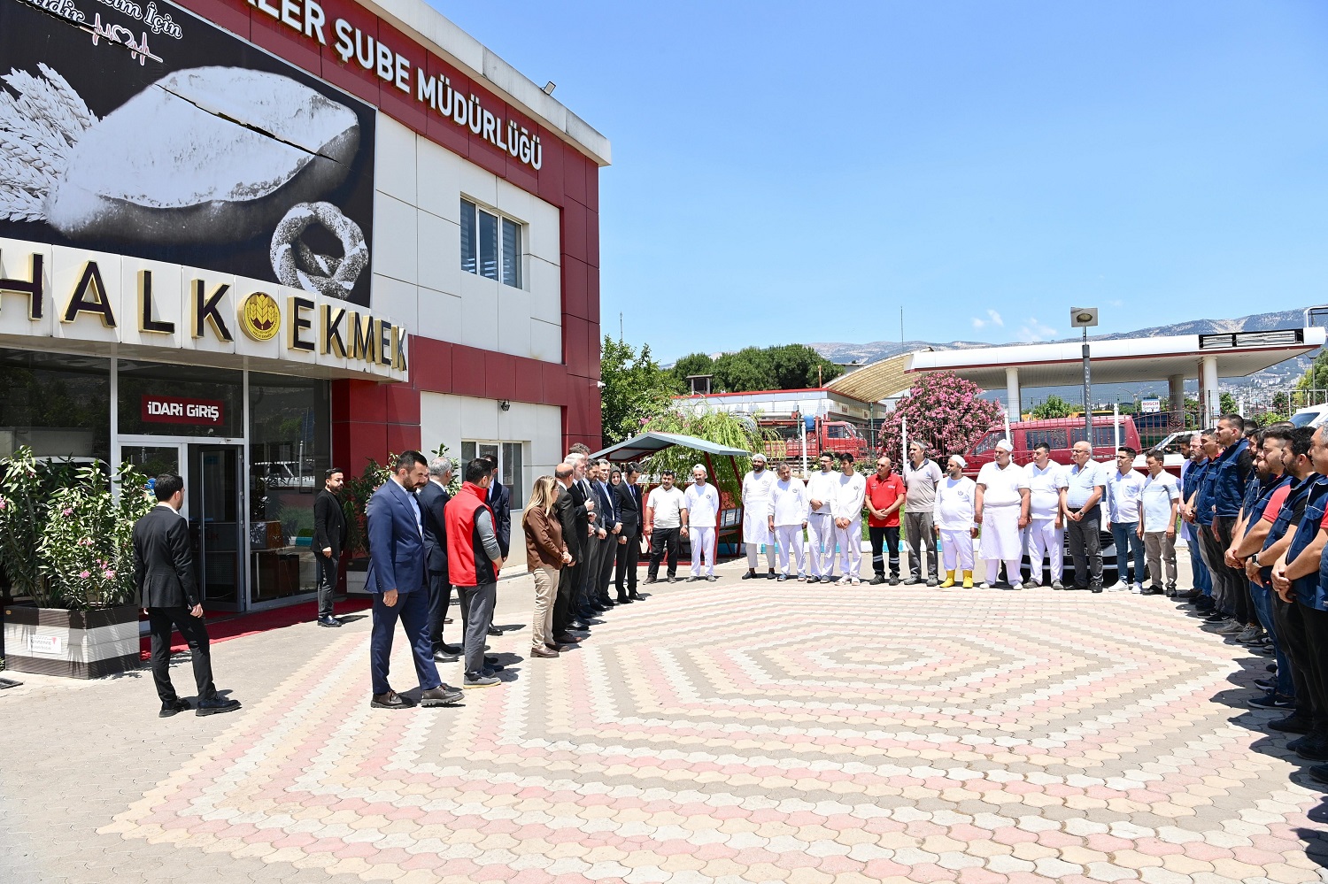 Başkan Görgel, Belediye Çalışanlarının Bayramını Tebrik Etti (4)