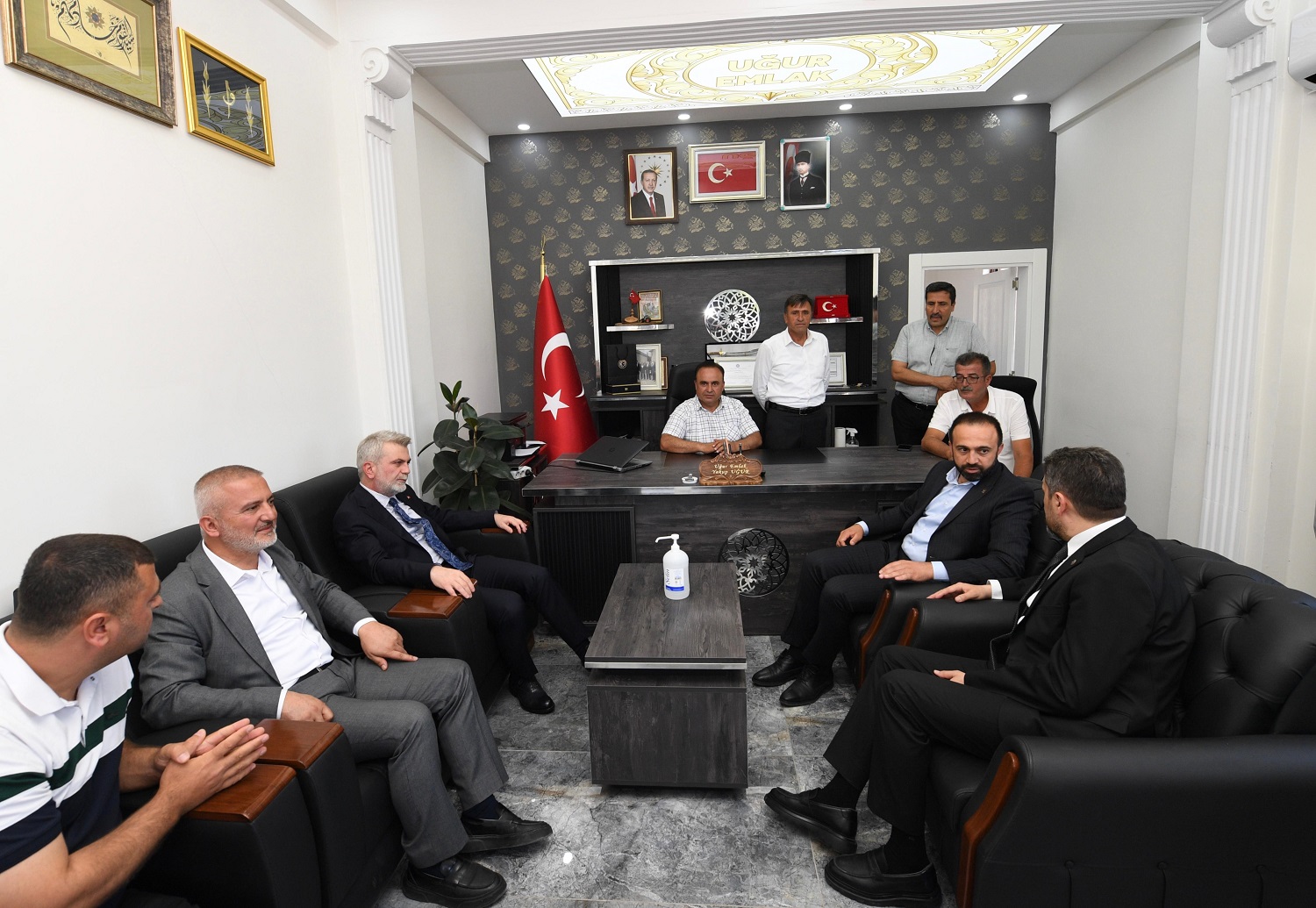 Başkan Görgel, Dulkadiroğlu Muhtarlarıyla Mahallelerin İhtiyaçlarını Görüştü (2)