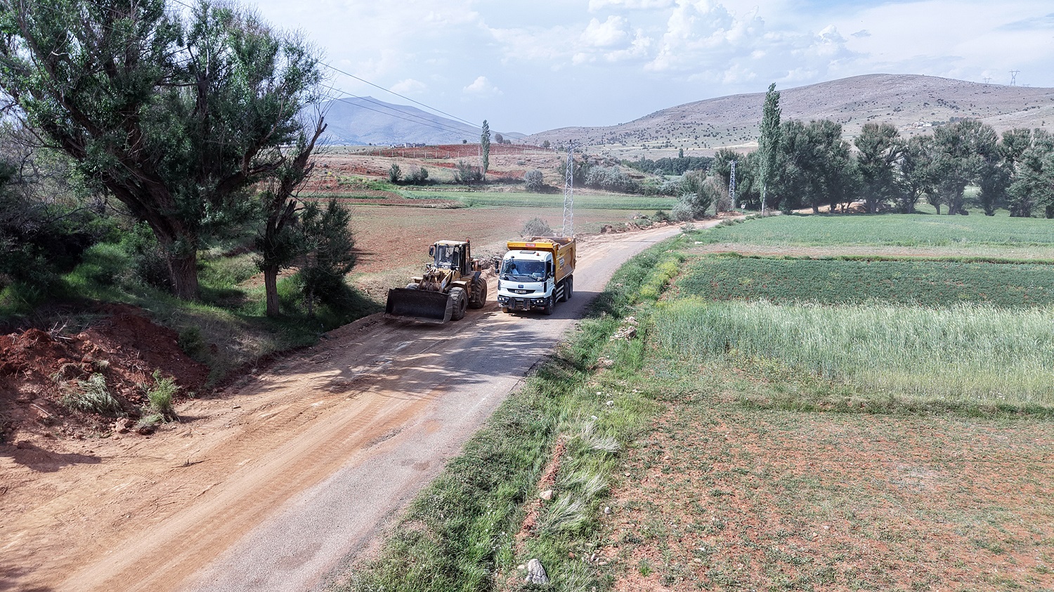 Büyükşehir, Afşin Kırsalında Daha Konforlu Ulaşım İçin Sahada (5)