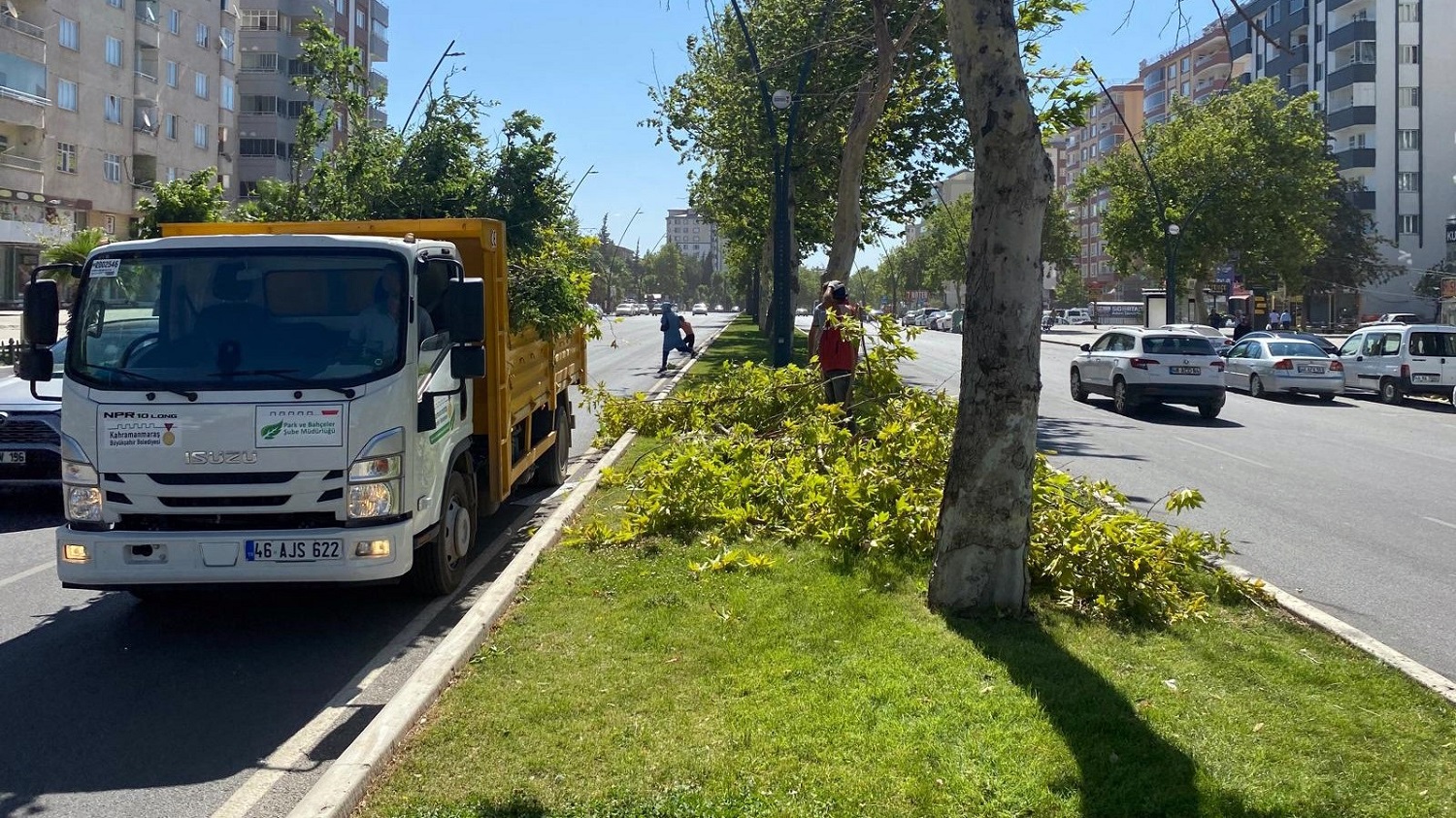 Büyükşehir, Fırtınanın Oluşturduğu Hasarları Ortadan Kaldırıyor (1)