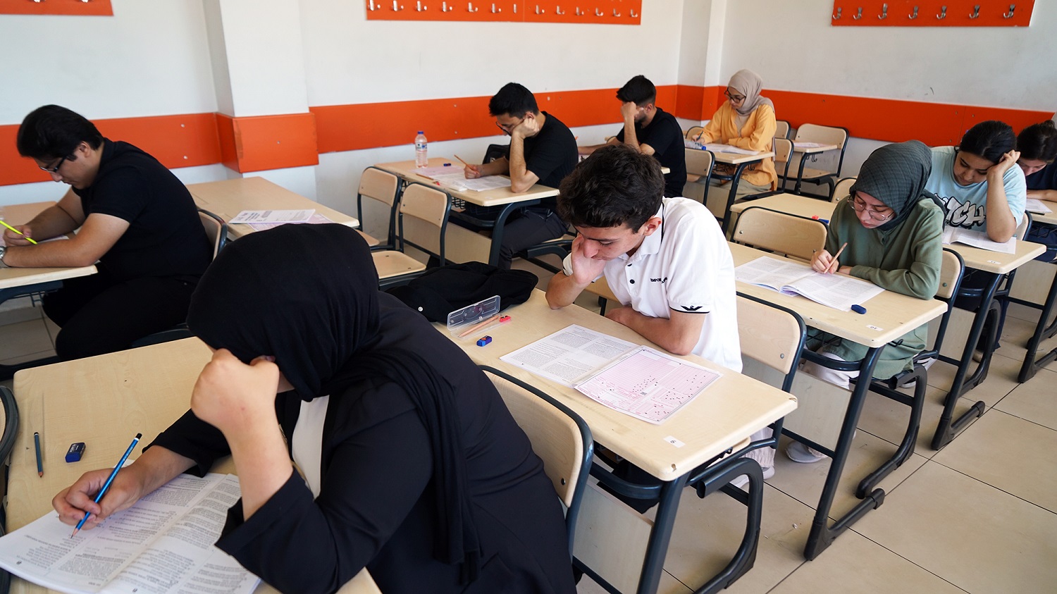 Büyükşehir’den 11 İlçede Üniversite Adaylarına Yks Provası (3)