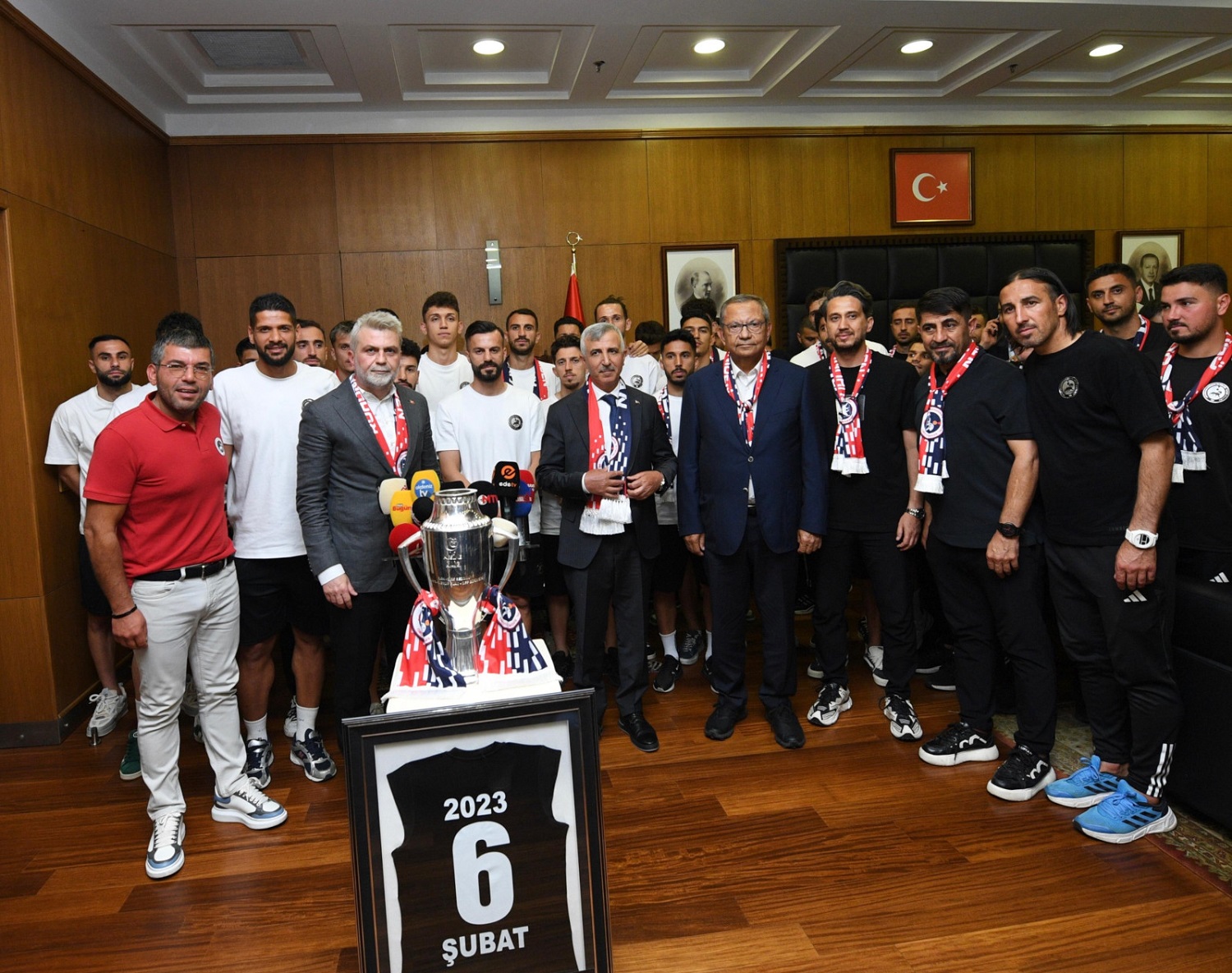 Cumhurbaşkanı Erdoğan’dan Şehrin Spor Başarısına Övgü (1)