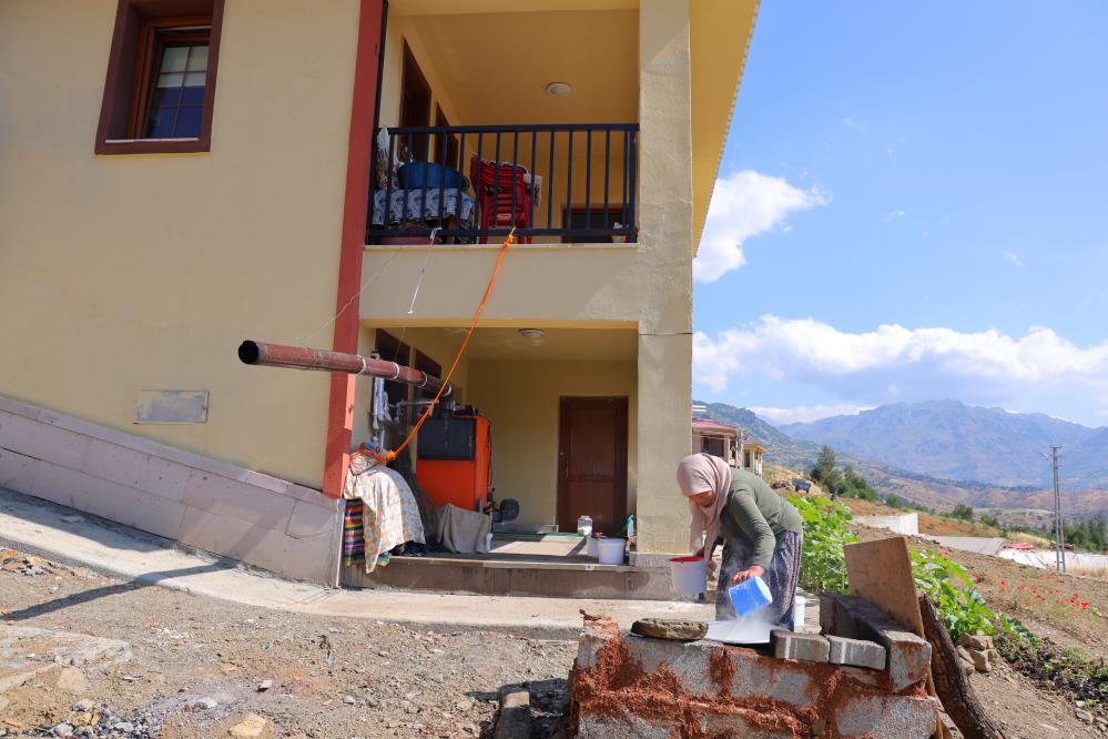 Deprem Mağduru Nine Hiç Aklıma Gelmezdi Böyle Ev Yapacakları 5