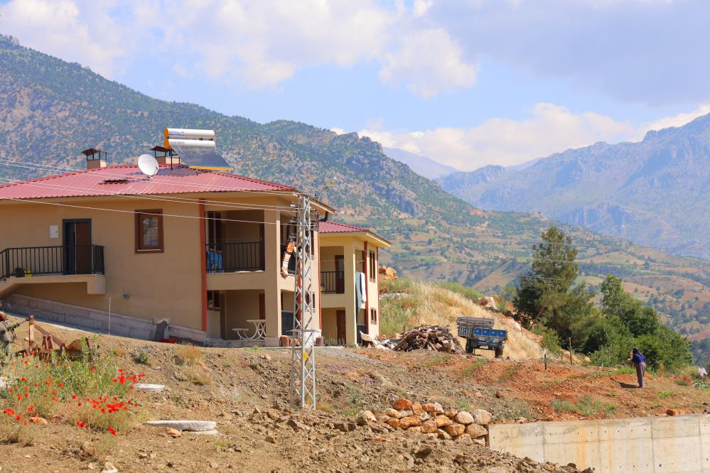 Deprem Mağduru Nine Hiç Aklıma Gelmezdi Böyle Ev Yapacakları 6