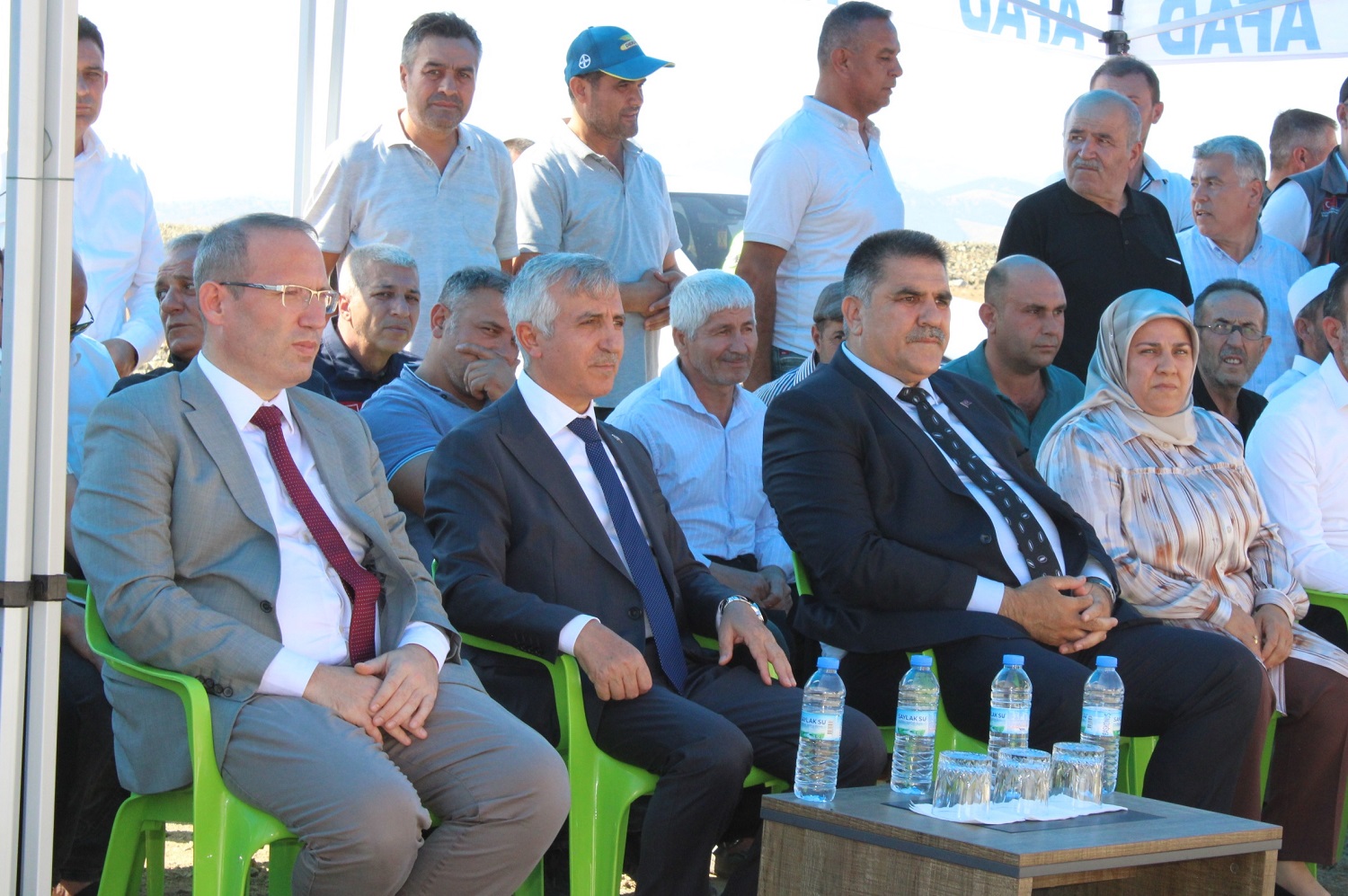 Depremzede Üreticiler İçin Yapılan 10 Ahır Teslim Edildi (3)