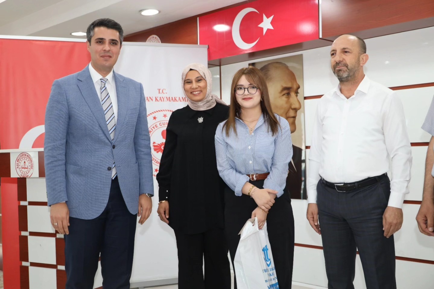 Elbistan’da “İyilik” Temalı Kısa Film Yarışmasında Gençler Ödüllerini Aldı3