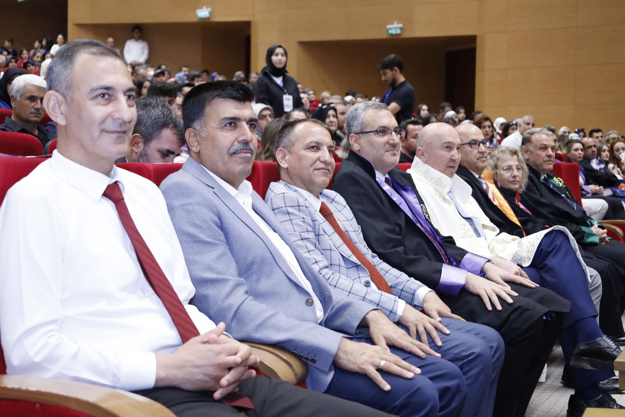İl Millî Eğitim Müdürü Erhan Baydur, Ksü Eğitim Fakültesi Mezuniyet Törenine Katıldı1