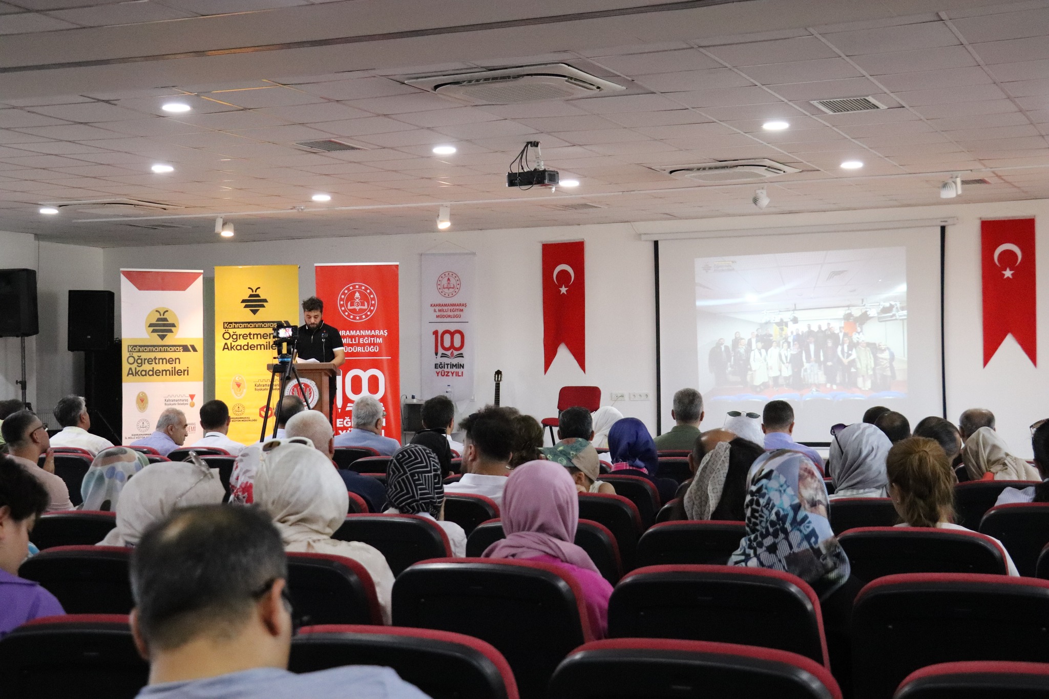 Kahramanmaraş Öğretmen Akademileri 2024 2025 Dönemi Coşkulu Bir Kapanışla Tamamlandı2