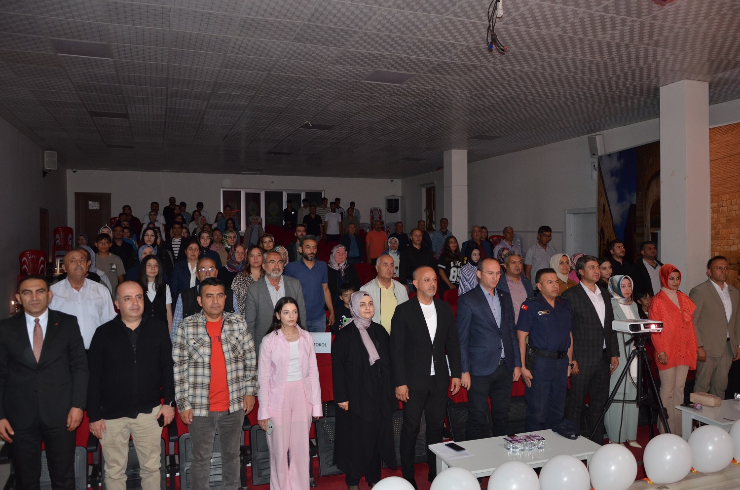 Karaoğlan Koleji'nden Unutulmaz Şiir Dinletisi (15)