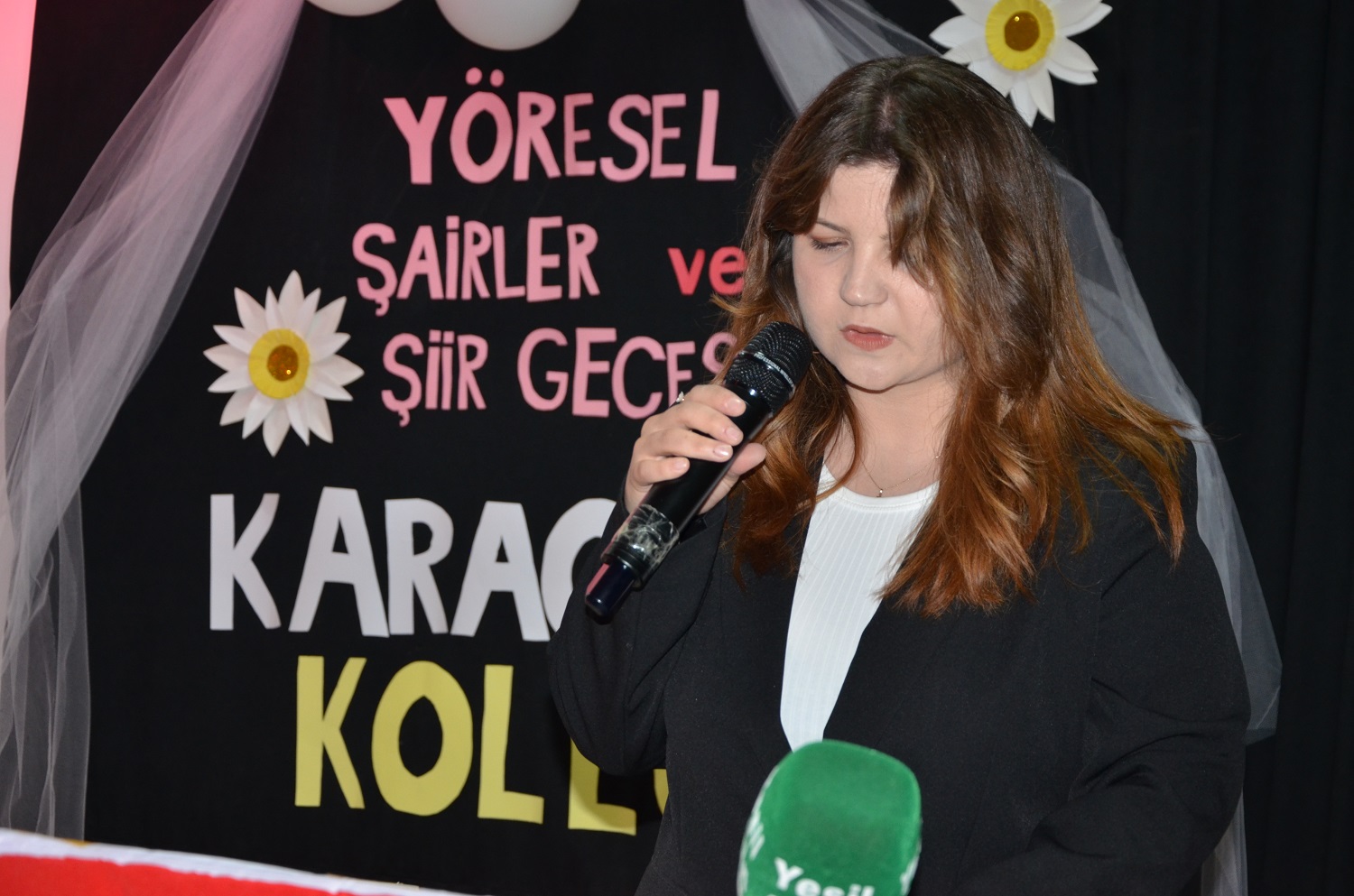 Karaoğlan Koleji'nden Unutulmaz Şiir Dinletisi (16)