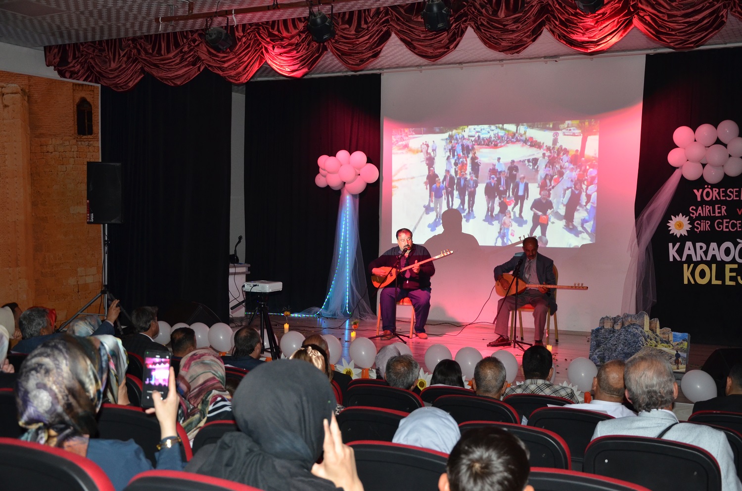 Karaoğlan Koleji'nden Unutulmaz Şiir Dinletisi (8)
